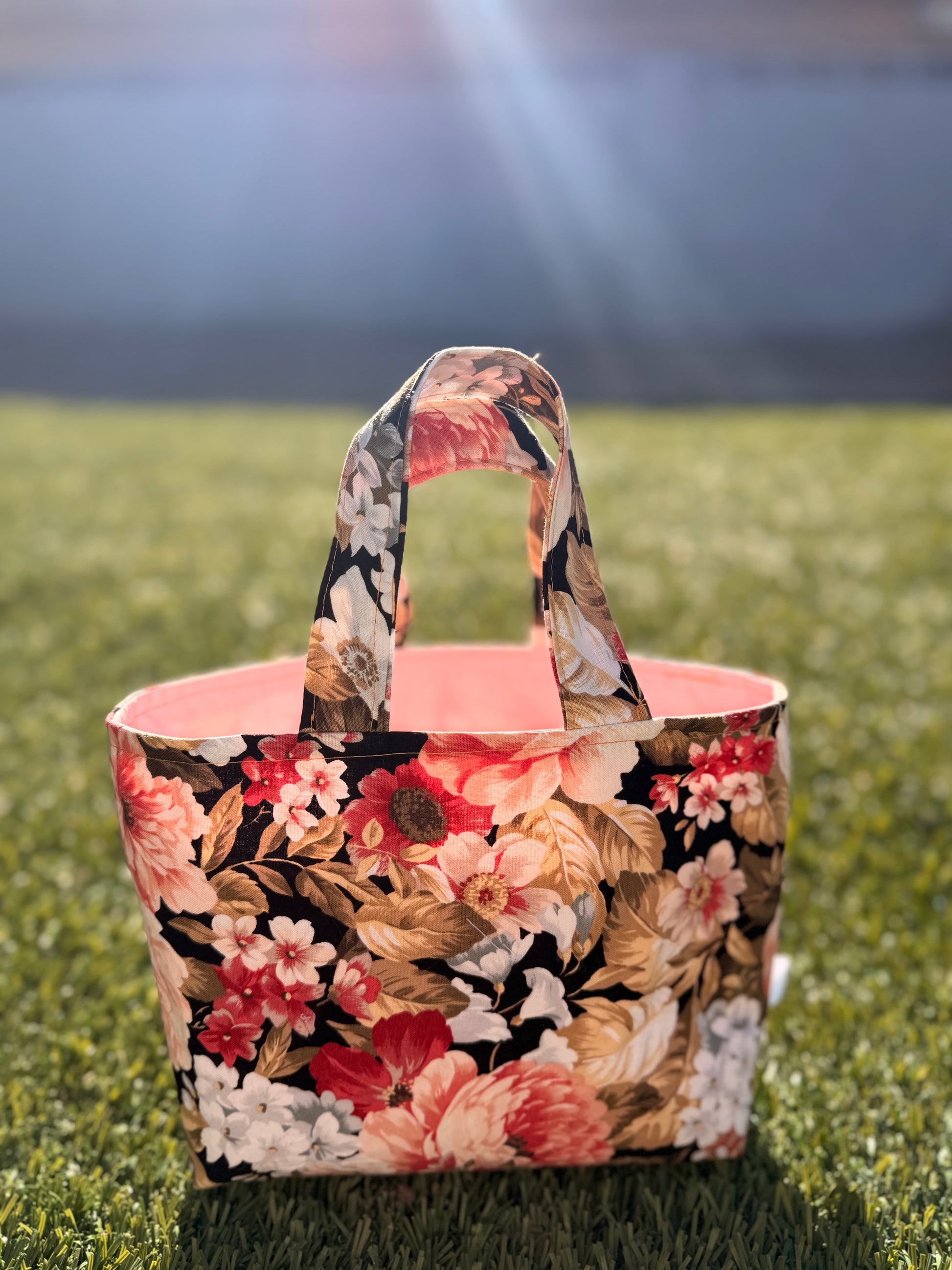 Flower small tote bag