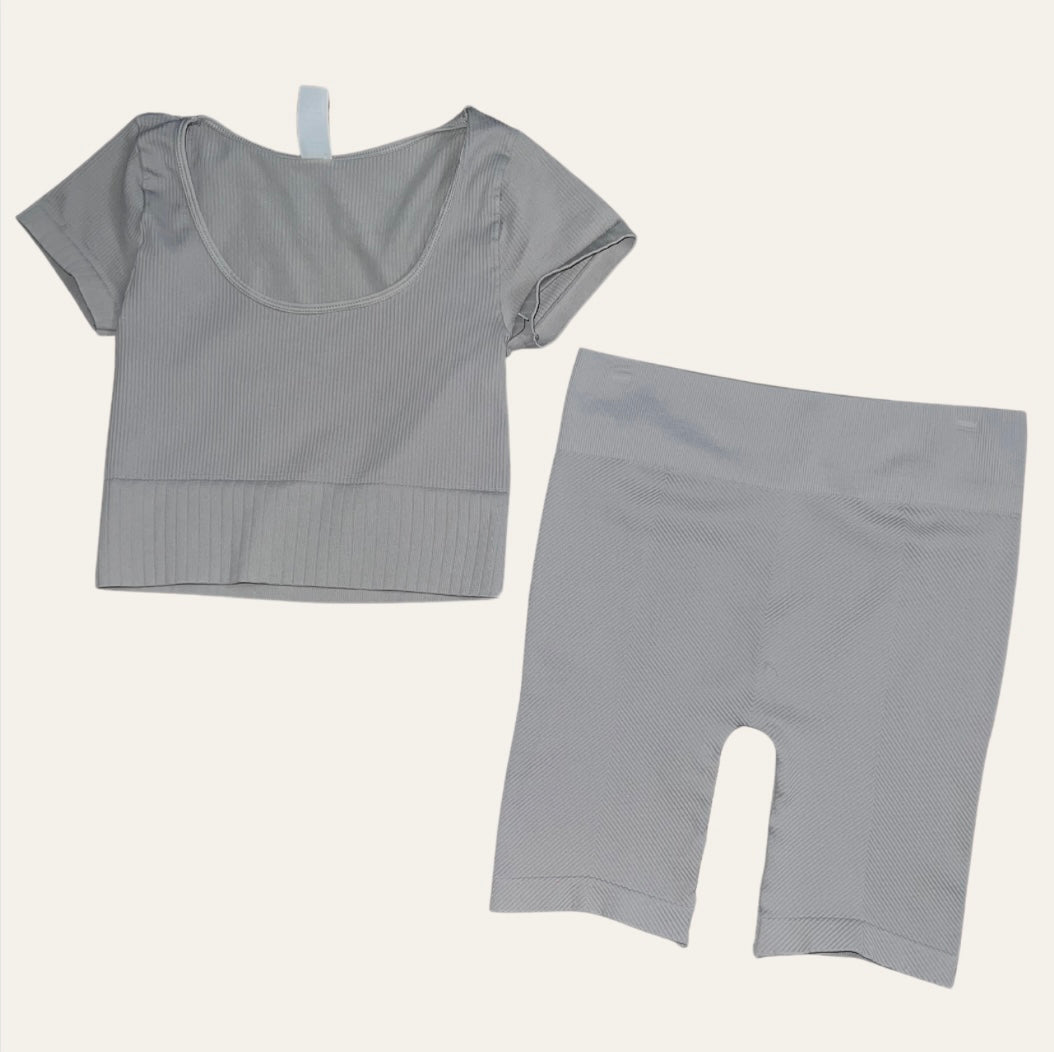 Custom seamless set